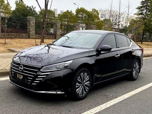 九游体育娱乐网2.0L天然吸气发动机配CVT变速箱-九游「中国」jiuyou·官方网站-登录入口
