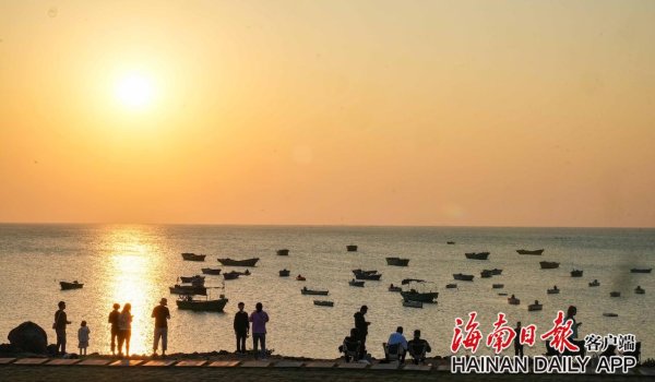现金九游体育app平台儋州市峨蔓镇火山海岸地质公园搭客逐渐增加-九游「中国」jiuyou·官方网站-登录入口